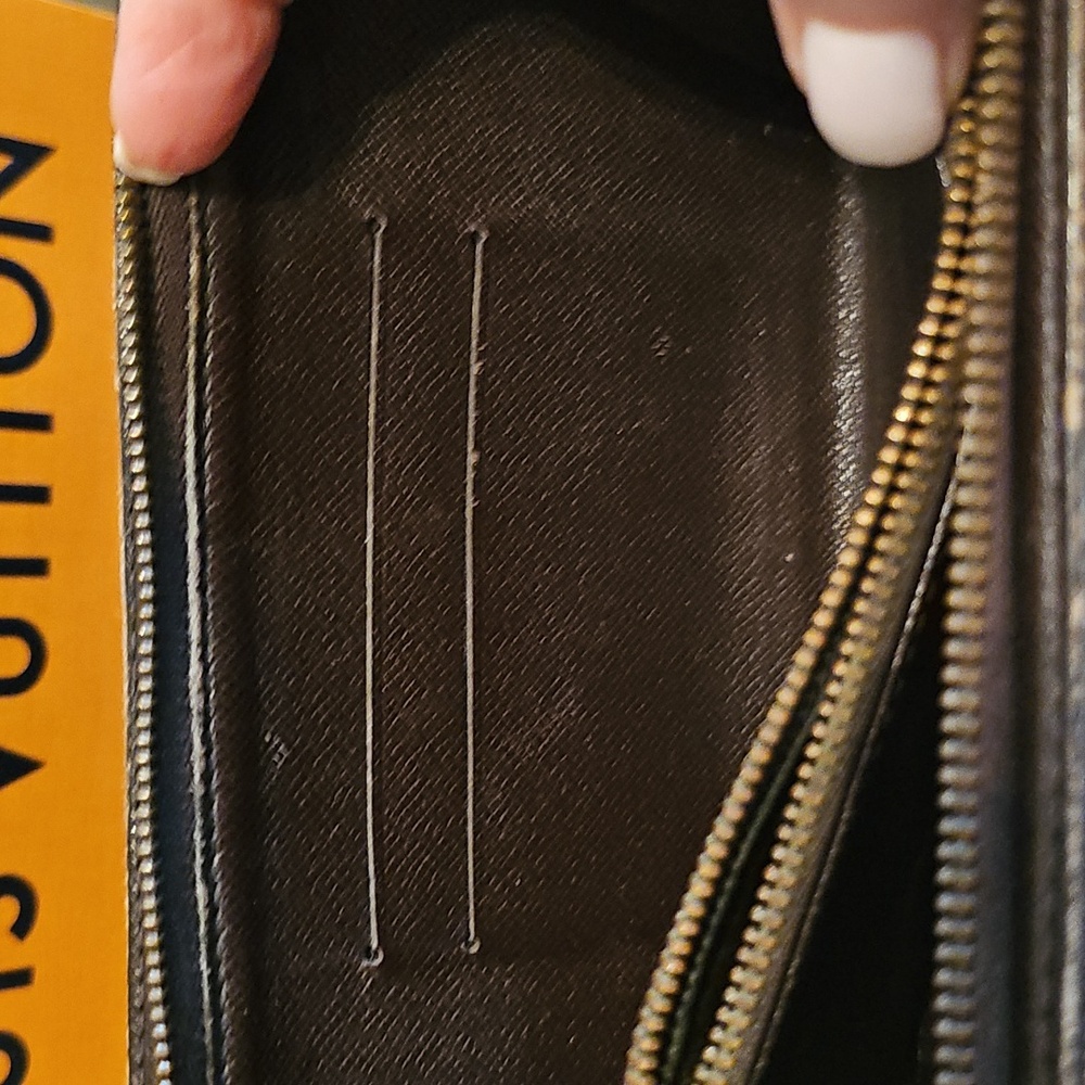 💯AUTHENTIC💯 Louis Vuitton Damier Ebene ZIPPY Wallet - Picture 9 of 13